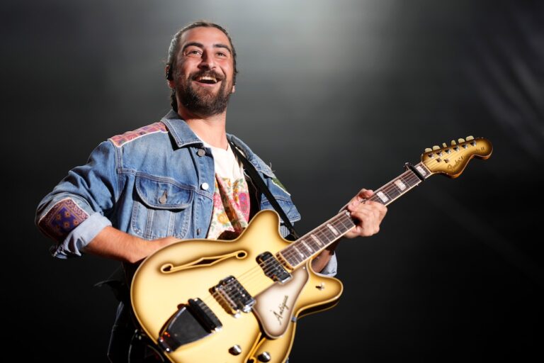 Noah Kahan kicks off a 2-night stint in New York this weekend - here’s how you can still snag tickets - NJ.com