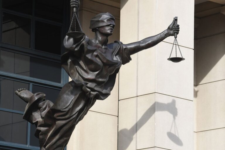 Former Judge Hannah Dugan to be sentenced for blocking ICE arrest - upi.com