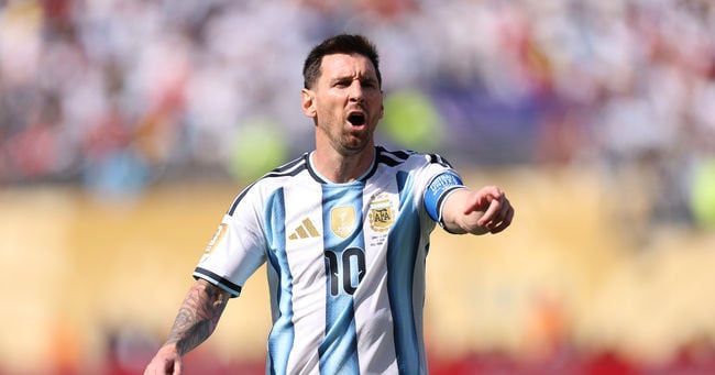 World Cup Final: Argentina's Red Card Forces 10-Man Extra Time - 조선일보