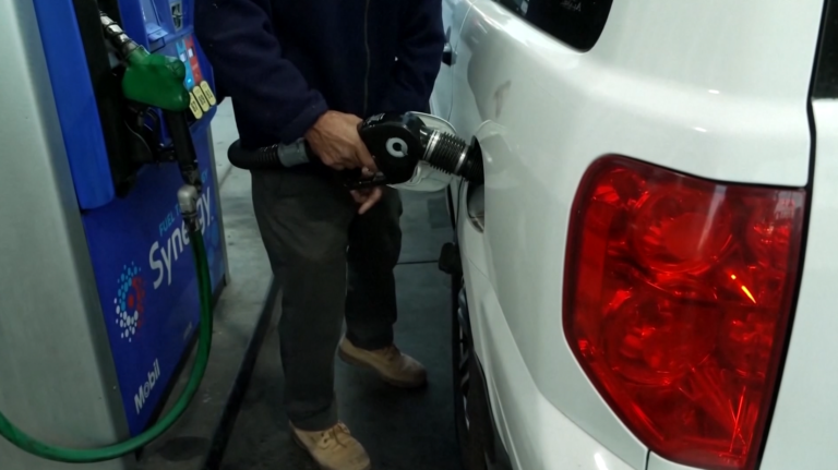 Gas prices remain above $4 per gallon locally and across state as war with Iran escalates - WHEC.com