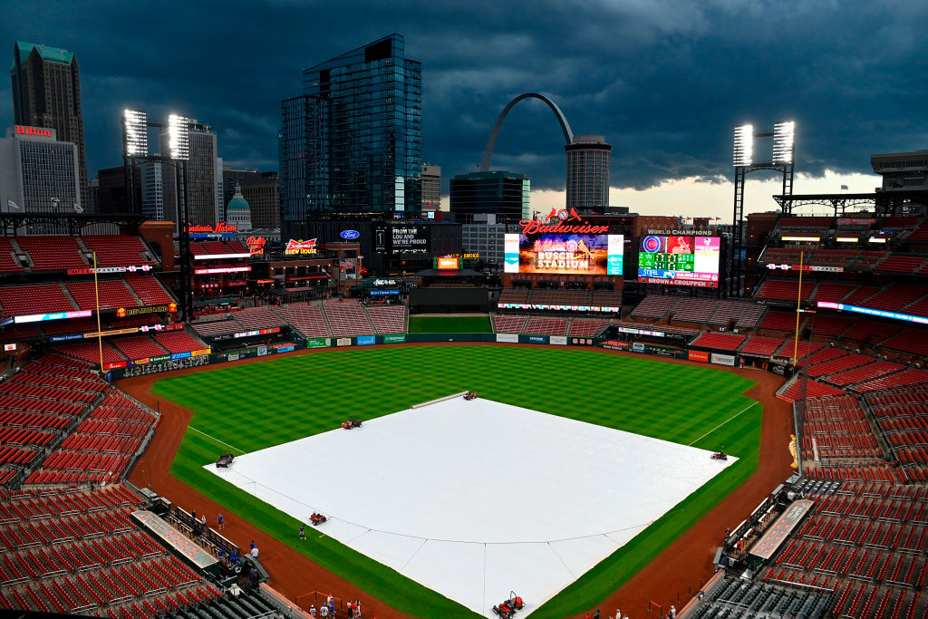 Chicago Cubs vs. St. Louis Cardinals game delayed due to rain Monday 7/27/26 - DraftKings Network