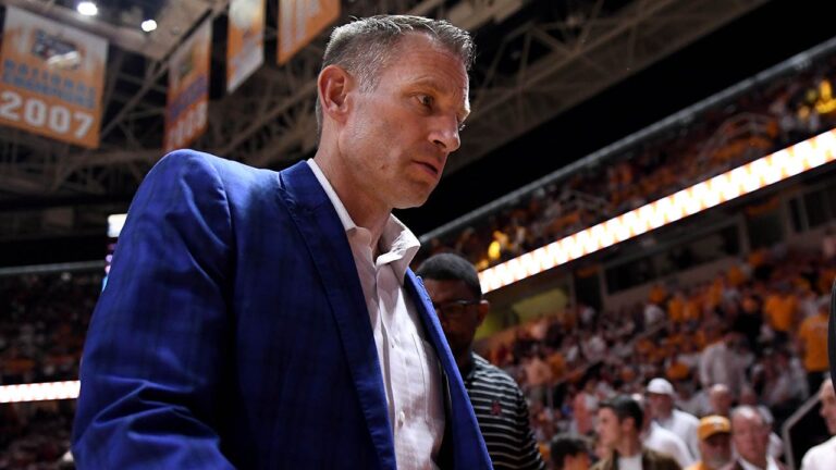 Alabama basketball coach Nate Oats marries former hoops staffer 20 years his junior following divorce - Fox News