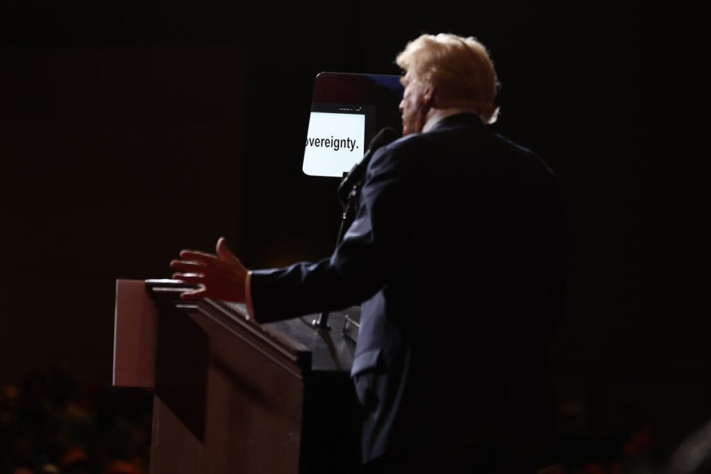 Trump teleprompter operator made more than $100K betting on speeches: report - The Independent