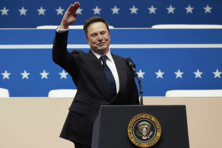 SpaceX Could Tilt S&P 500 Investors Toward Nasdaq‑100 - 24/7 Wall St.