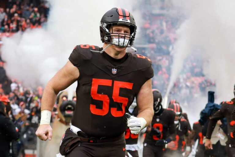 Ravens, free-agent center Ethan Pocic agree to 1-year deal: Sources - The New York Times