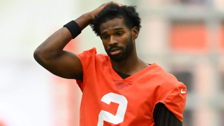 Browns QB Shedeur Sanders Exchanges Words With Myles Garrett - heavy.com