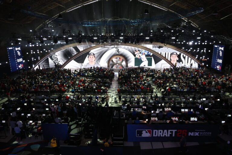 MLB Draft Day 1 reactions: Teams that excelled, best value picks and top remaining players - The New York Times