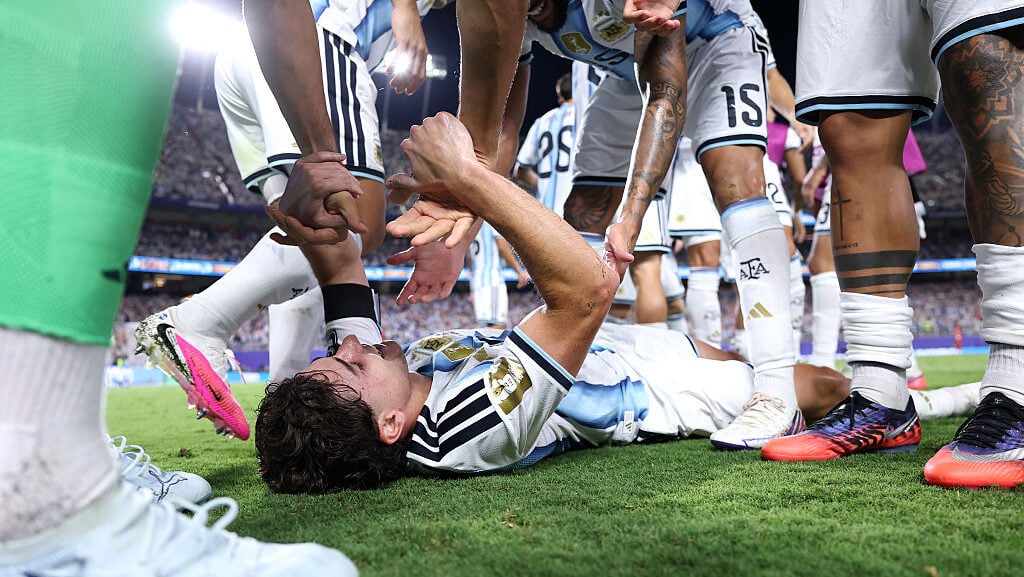 Argentina v Switzerland, World Cup: Alvarez goal, Messi history, Embolo red card - football360.com.au