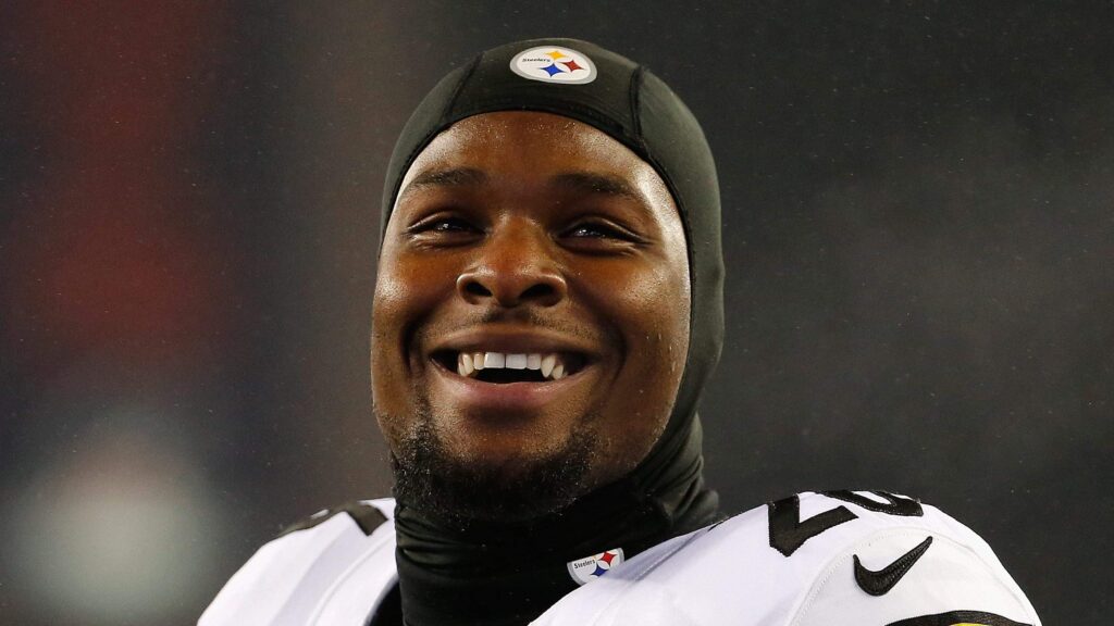 Former Steelers RB Le’Veon Bell Arrested & Jailed in Canton, Ohio - heavy.com