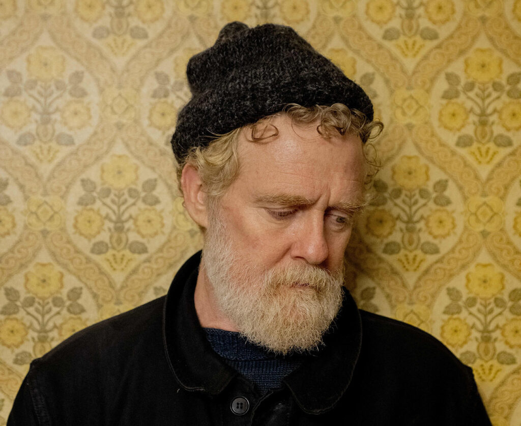Glen Hansard Dies Aged 56 Following Road Traffic Accident in Dublin - XS Noize