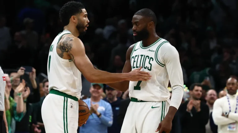 Jayson Tatum finally breaks silence on 'tough' Jaylen Brown trade that broke up Celtics star duo - sportingnews.com