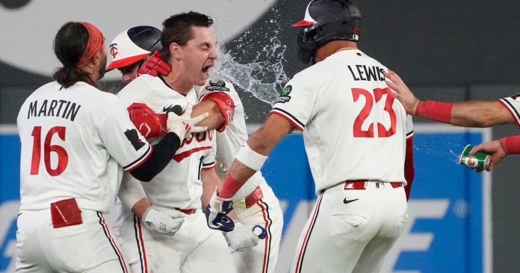 Roden’s RBI single in the 9th inning lifts Twins past Guardians - TSN