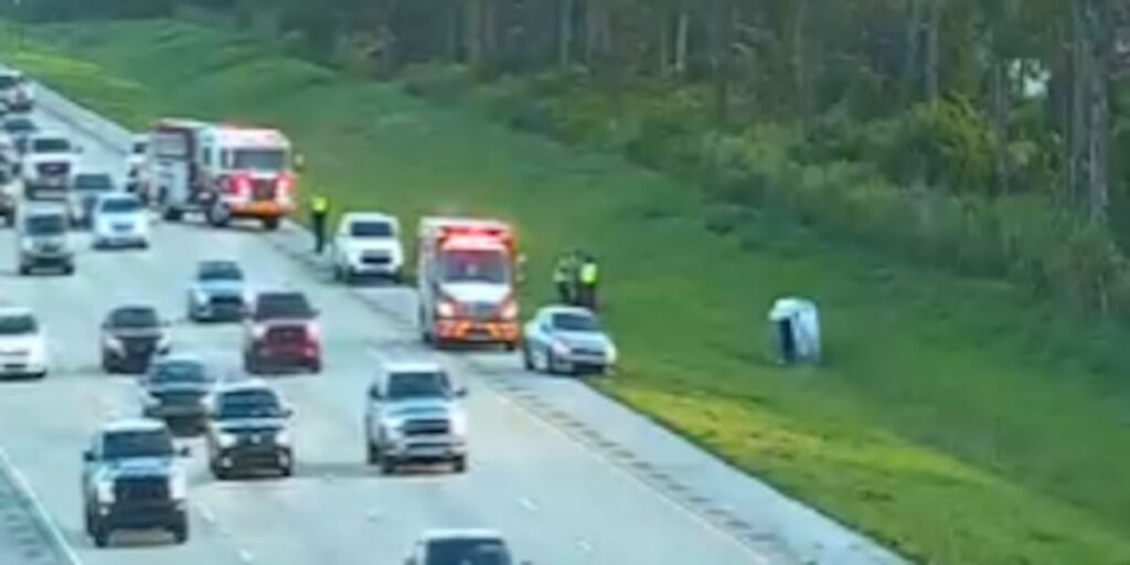 Major crash brings I-75 to a crawl Friday morning - ABC7 WWSB