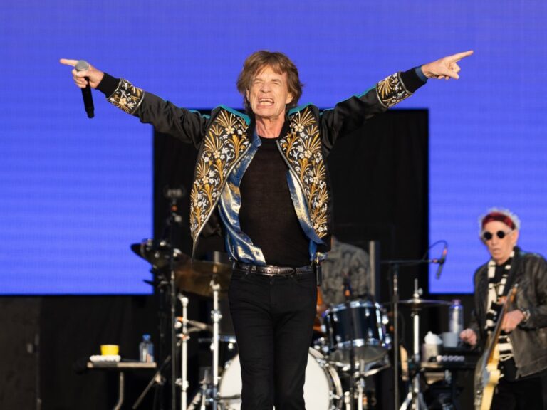 “Don’t lecture them”: Why Mick Jagger leaves politics out of his concerts - Guitar.com