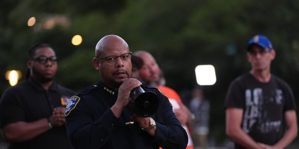 Report: Seattle Police Chief asked to resign by mayor - KPTV