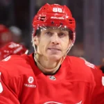 Alex DeBrincat shares heartfelt farewell to Patrick Kane after Blackhawks reunion - bolavip.com