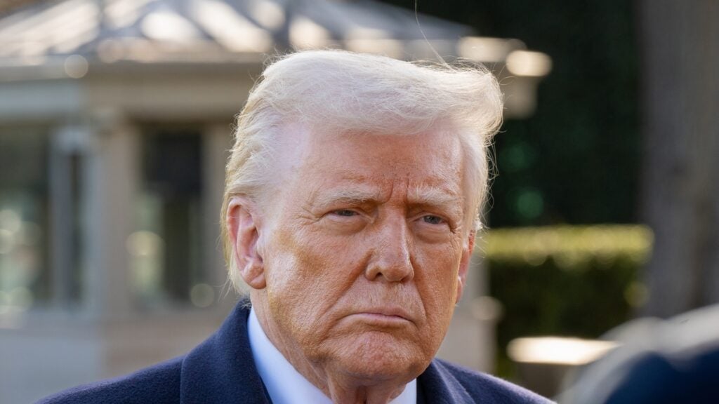 Hakeem Jeffries Slams Trump Over Iran 'Ceasefire' Collapse—Patty Murray Says Gas Prices Are Surging Again - Benzinga