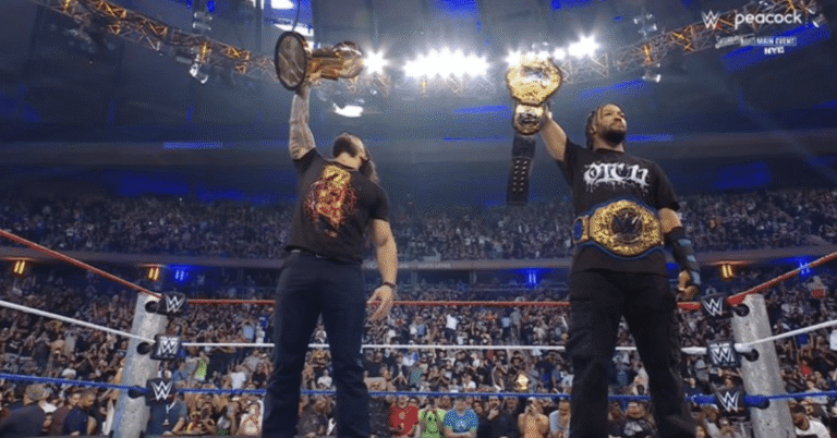 Jalen Brunson gets a custom WWE world title, photo op with Roman Reigns - Cageside Seats