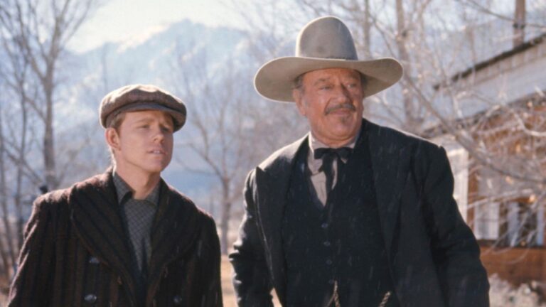 Ron Howard Reflects on Unique Bonding Experience with John Wayne During 'The Shootist' - SSBCrack