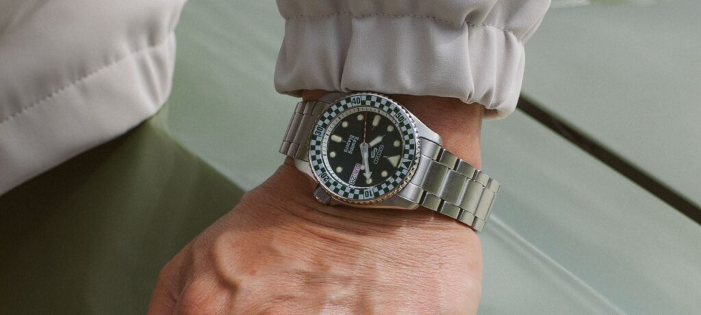 Rowing Blazers Unveils New Seiko 5 Sports Diver Watches in Bold Colors - SSBCrack