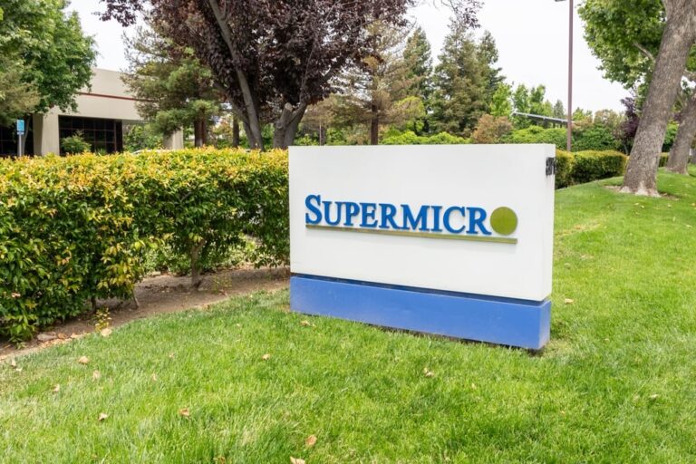 Super Micro Stock Soars After the Close: Here's Why - Benzinga