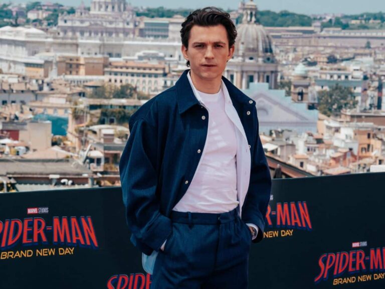 Style Guide: How To Dress Like Tom Holland - Man of Many