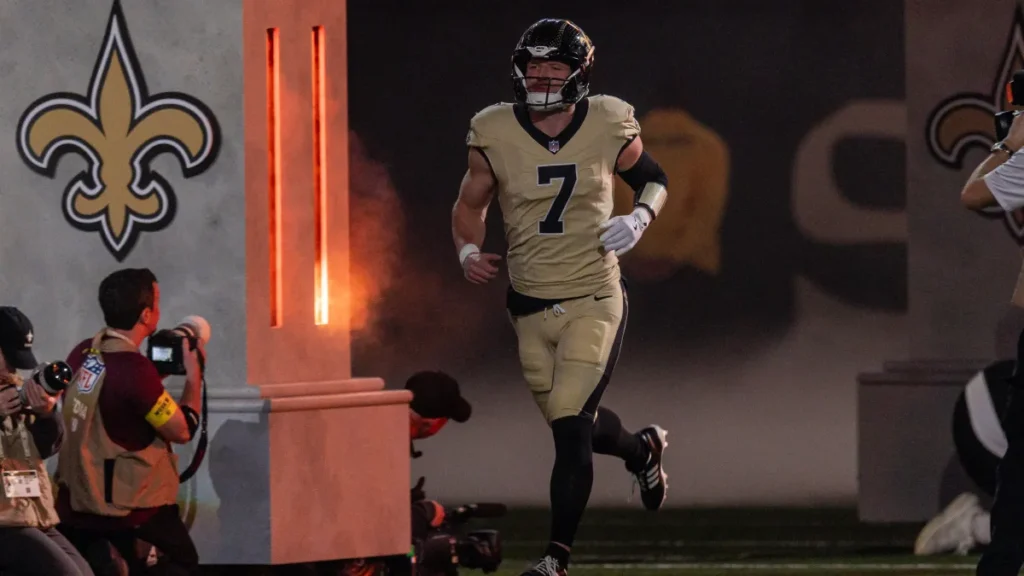 Taysom Hill bids farewell to Saints - sportingnews.com
