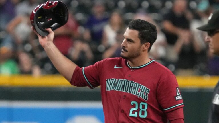 D-backs' Nolan Arenado reaches 2,000 career hits with double vs. Athletics - Sportsnet.ca