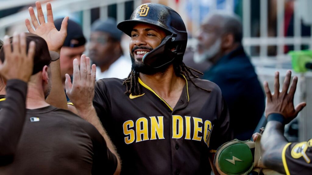 Tatis hits longest homer of season to lead Padres to win over Braves - Sportsnet.ca