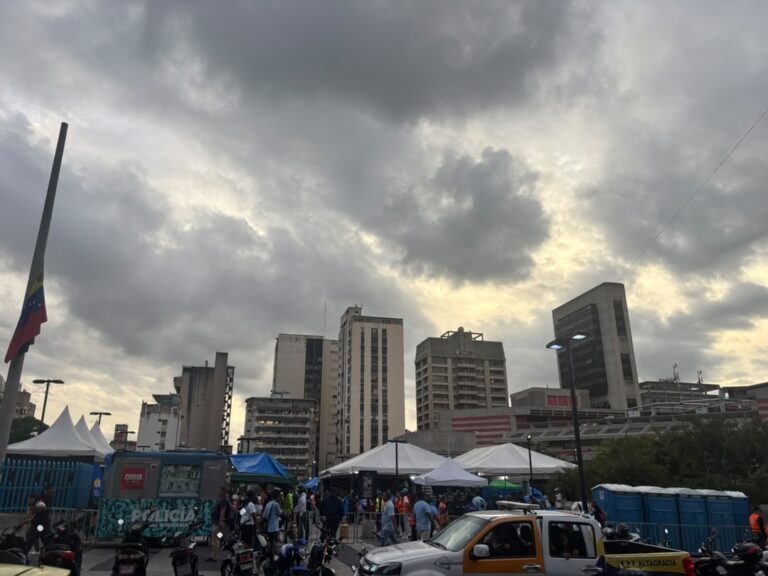 Life in a Caracas shelter following Venezuela’s devastating earthquakes - Latin America Reports