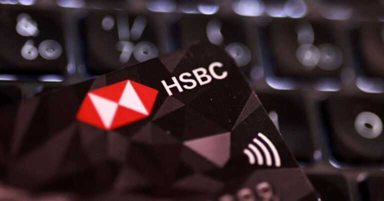 HSBC Warns of 'Minsky Moment' Risk in South Korean Stock Market - 조선일보