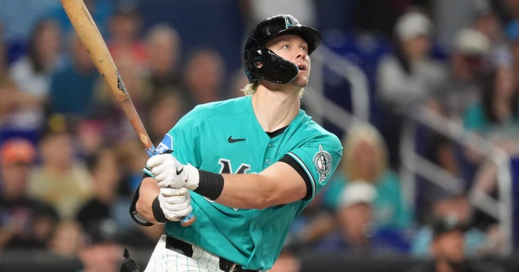 Miami Marlins drop franchise-record 12th straight loss with 5-3 defeat to San Diego Padres - CBS News