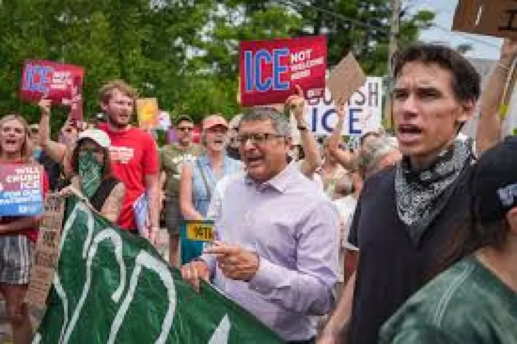 Ashley Webb Maine debate turns to ICE after Biddeford shooting - El-Balad.com