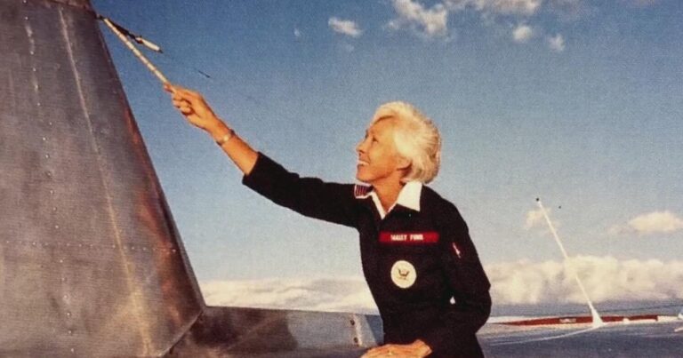 Wally Funk, a North Texas aviation pioneer, dead at age 87 - CBS News