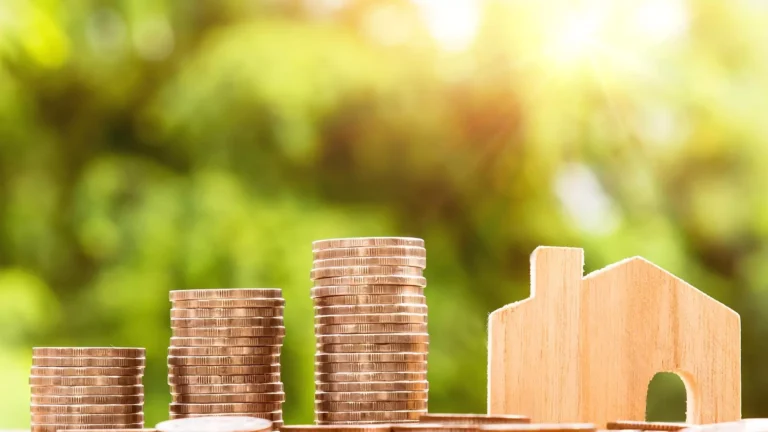 Alphabet C stock holds steady as investors await fresh signals - Ad Hoc News