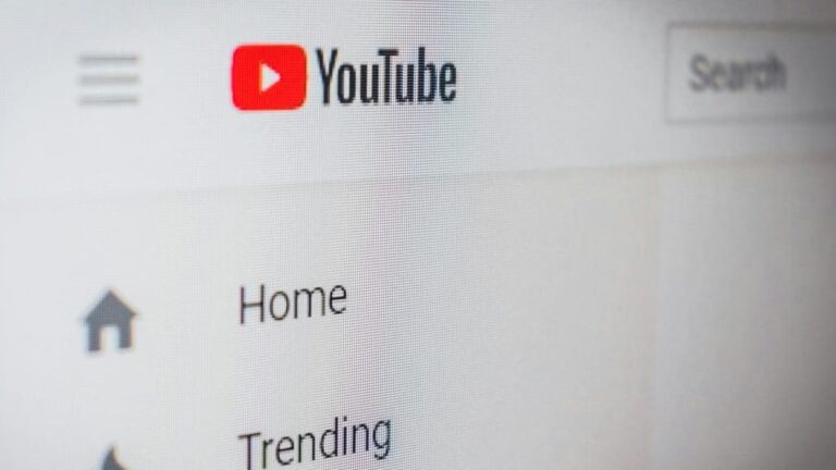 YouTube acknowledges Picture-in-Picture bug on iPhone and Android, fix underway - Storyboard18