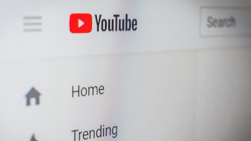 YouTube acknowledges Picture-in-Picture bug on iPhone and Android, fix underway - Storyboard18