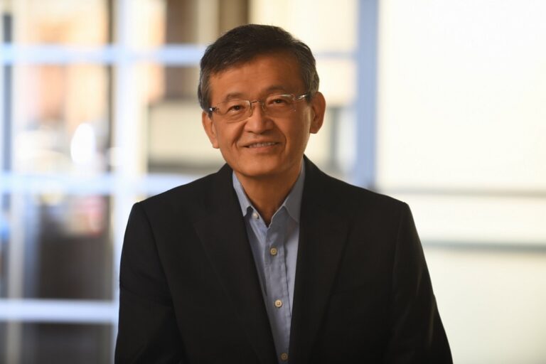 Intel reports strongest revenue growth in 15 years thanks to AI boom - GamesBeat