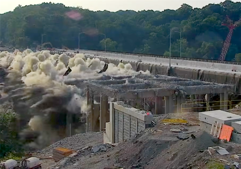 After delay, Commercial Street Bridge comes tumbling down - Pittsburgh Post-Gazette
