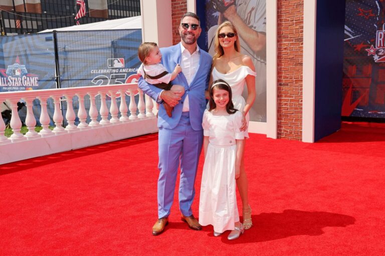 "The original Paul Skenes and Livy Dunne" - Fans react to Justin Verlander's wife's appearance at 2026 MLB All-Star Game red carpet - Sportskeeda