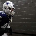 Browns ‘Strongly Considering’ Signing Jadeveon Clowney - Yardbarker