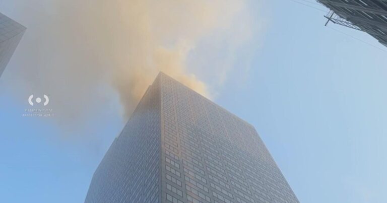 5 hurt during 3-alarm fire at East Side building in NYC, FDNY says - CBS News