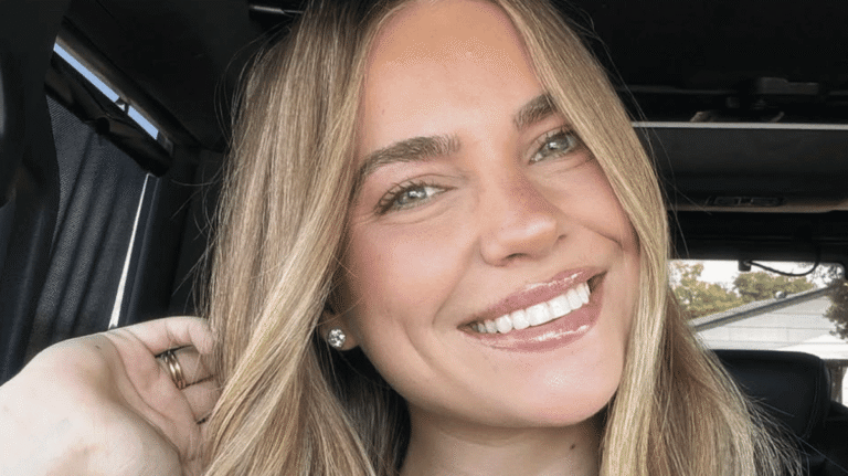 Influencer Emilie Kiser responds to backlash over 16-month-old son on boat without life jacket - tyla.com