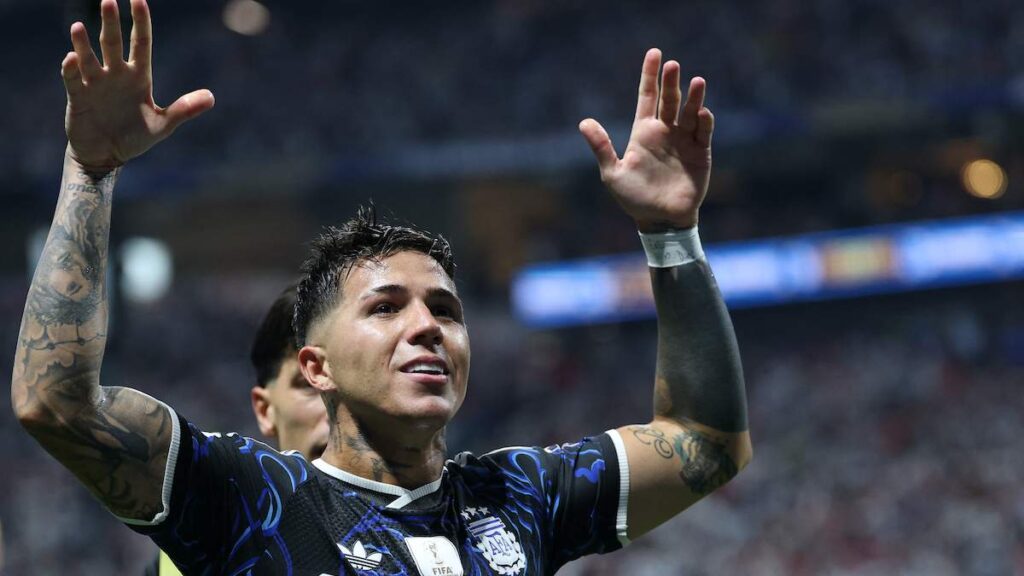 Enzo Fernandez Red Card Sparks Controversy in Argentina-Spain World Cup Final - heavy.com