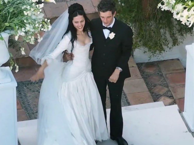 Matty Healy and Gabriette Bechtel tie the knot at former Madonna estate in Los Angeles - The Express Tribune