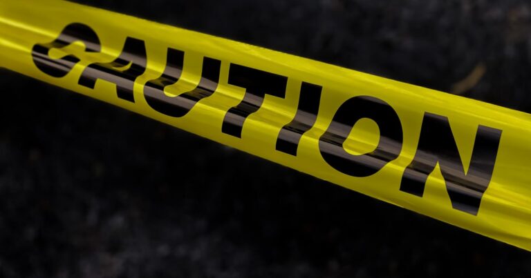 2 U.S. Forest Service workers safe after being kidnapped, held at gunpoint for hours in Northern California - CBS News