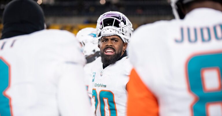 Dolphins, Jordyn Brooks agree to extension - The Phinsider
