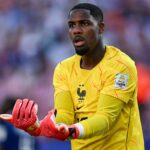 2026 World Cup Golden Glove: Simón, Maignan In Heated Contest - FOX Sports