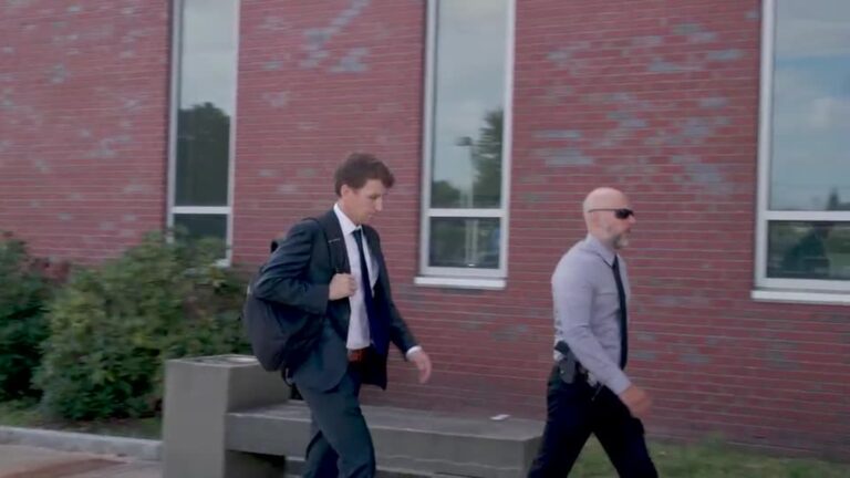Lindsay Clancy trial: Patrick Clancy arrives to court house - The Boston Globe