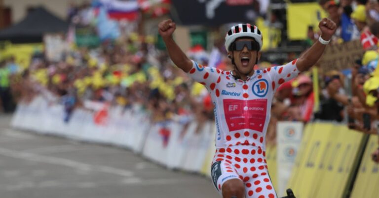 Richard Carapaz wins 2026 Tour de France Super Combativity award after two stage victories and polka-dot triumph - CyclingUpToDate.com